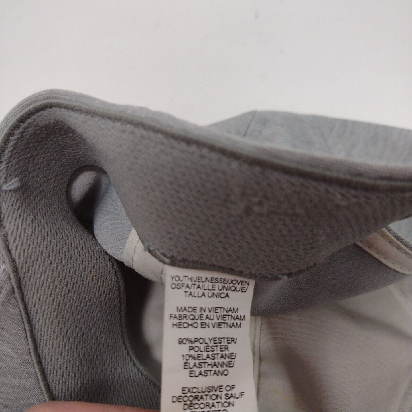 Under Armour Youth Strapback Hat Gray OSFA Free Fit Adjustable Embroidered