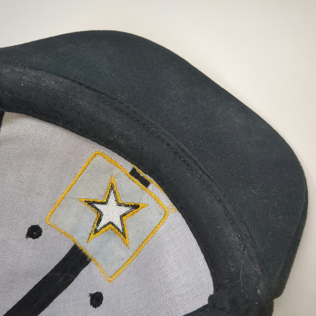 U.S. Army Veteran Baseball Cap Black OSFM Embroidered Laurel Brim Hat Military