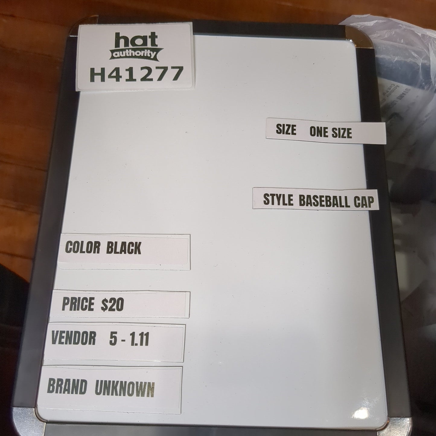 Unbranded Strapback Hat Black Blank OSFA Adjustable Polycotton Cap