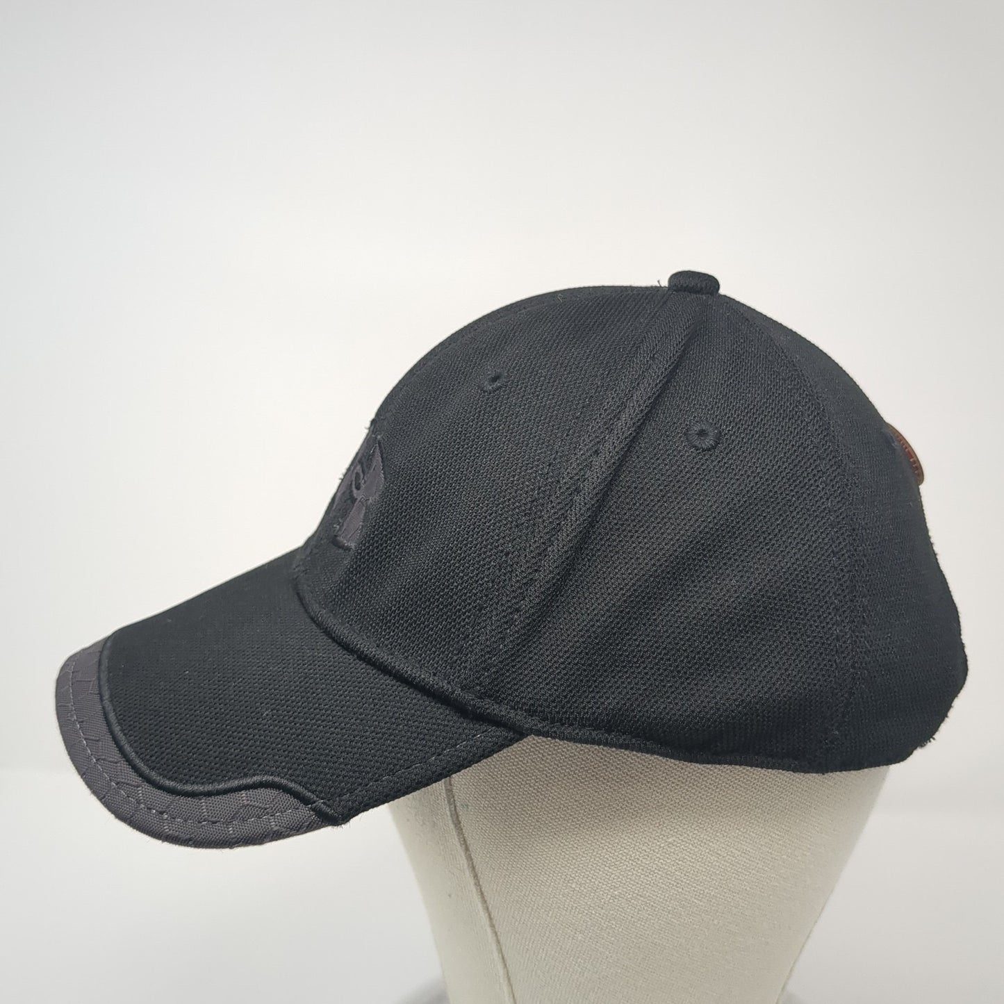 Under Armour Strapback Baseball Cap Black One Size Adjustable Embroidered