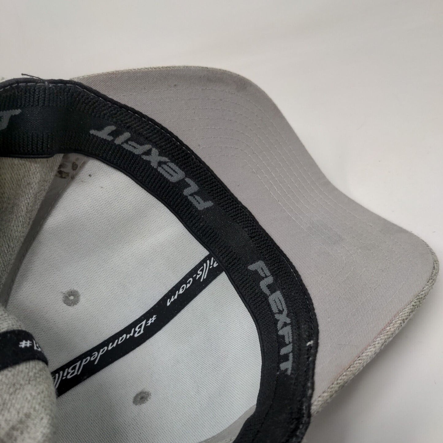 Arizona Leather State Patch Fitted Hat Gray L-XL Flexfit Branded Bills