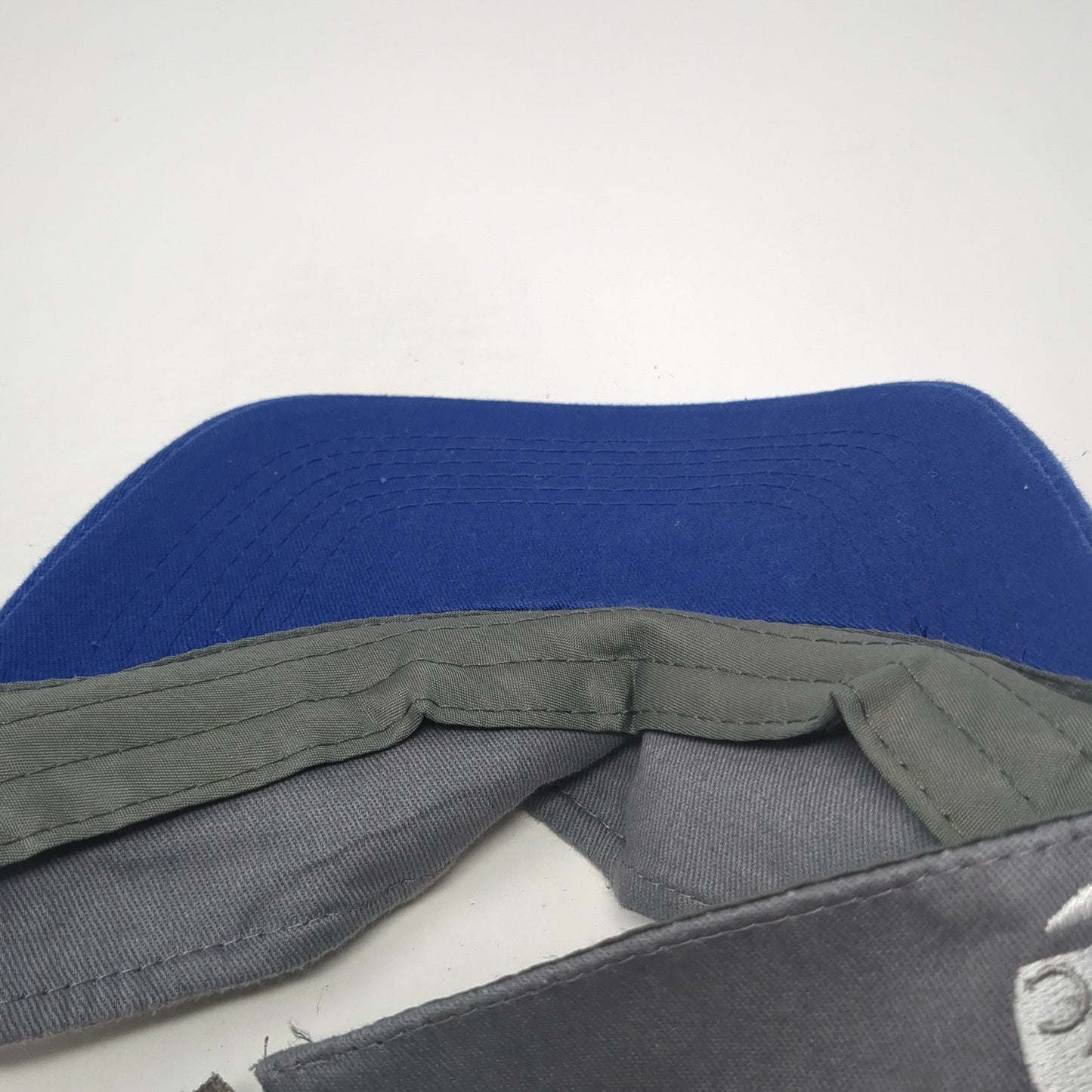 KC Sun Visor Hat Multicolor One Size Adjustable Strap Embroidered Lightweight