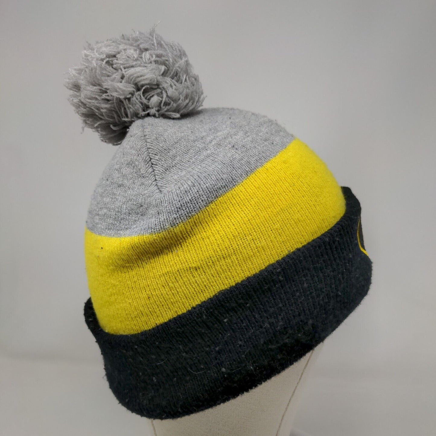 Batman Beanie Hat Multicolor OSFM Knitted Stretch Pom Pom Fleece Acrylic