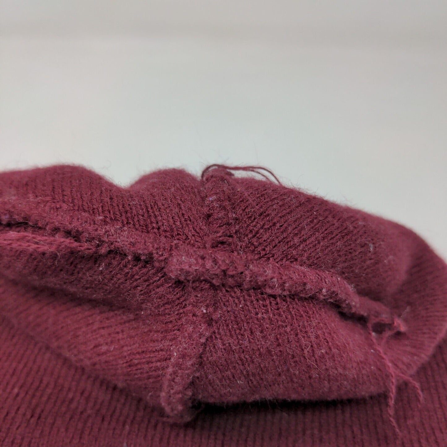 Unbranded Men's Knit Beanie Ski Cap Hat Red Embroidered D Warriors Logo