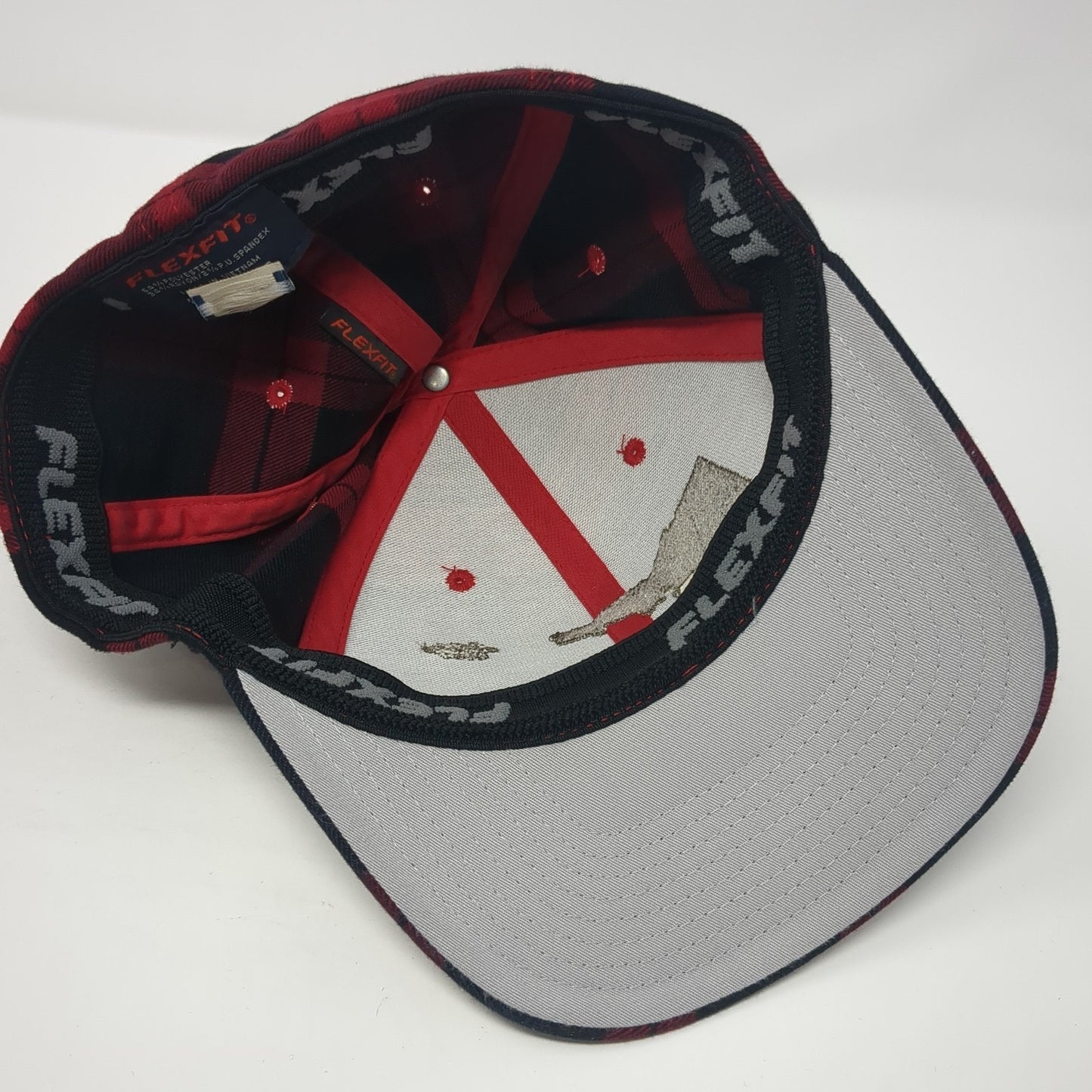 Idaho Tree Gun Fitted Baseball Cap Multicolor XL Checkered Flexfit Yupoong