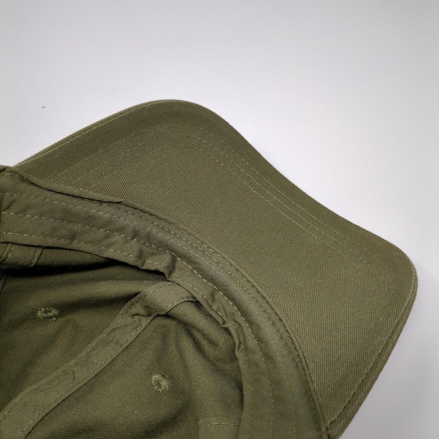 Universal Thread Slideback Hat Green One Size Adjustable Vented Holes Blank
