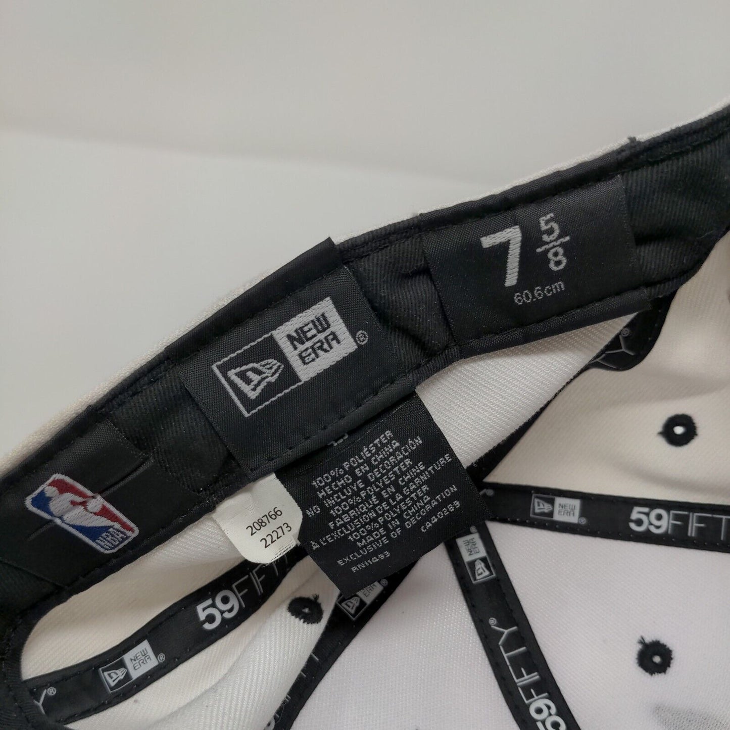 NBA Chicago Bulls Fitted Hat White 7 5/8 Embroidered 6 Panel 59Fifty New Era