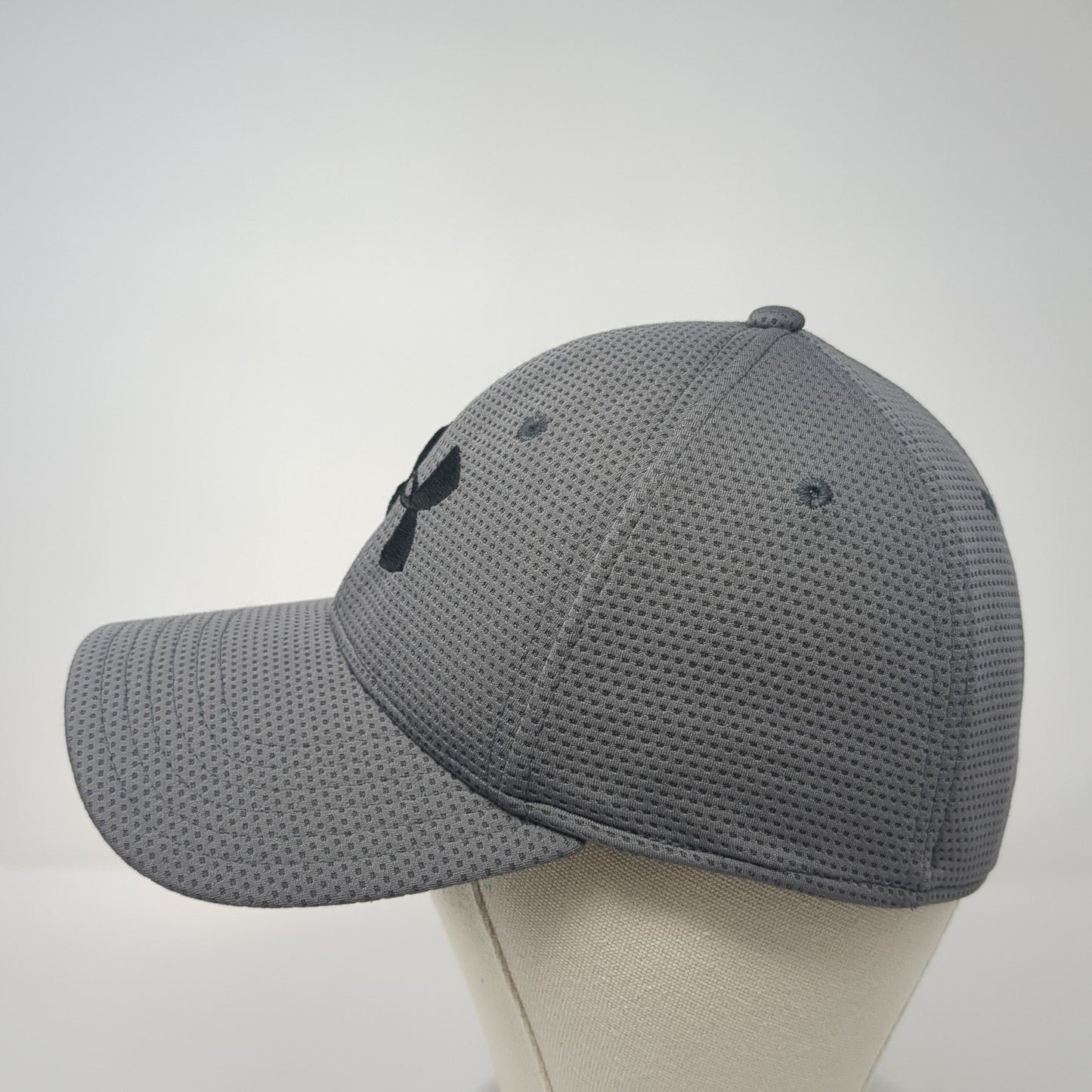 Under Armour Logo Fitted Hat Gray XL Embroidered 6 Panel Vent Holes