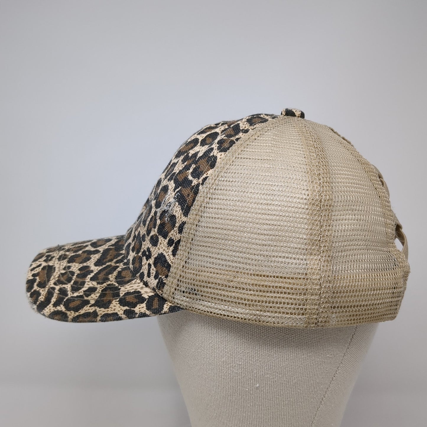 Unbranded Strapback Trucker Hat Multi One Size Animal Print Ponytail