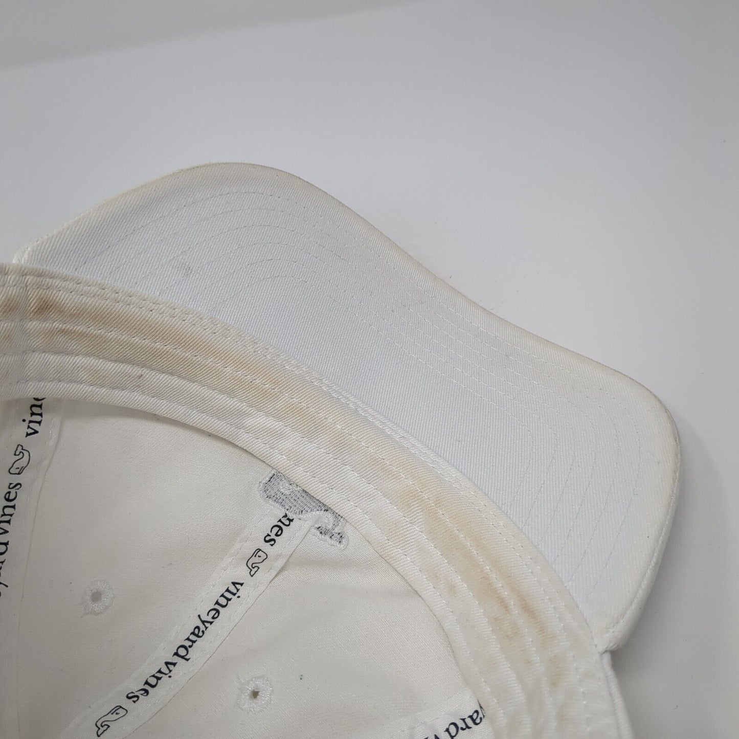 Vineyard Vines Whale Slideback Hat White One Size Adjustable 6 Panel