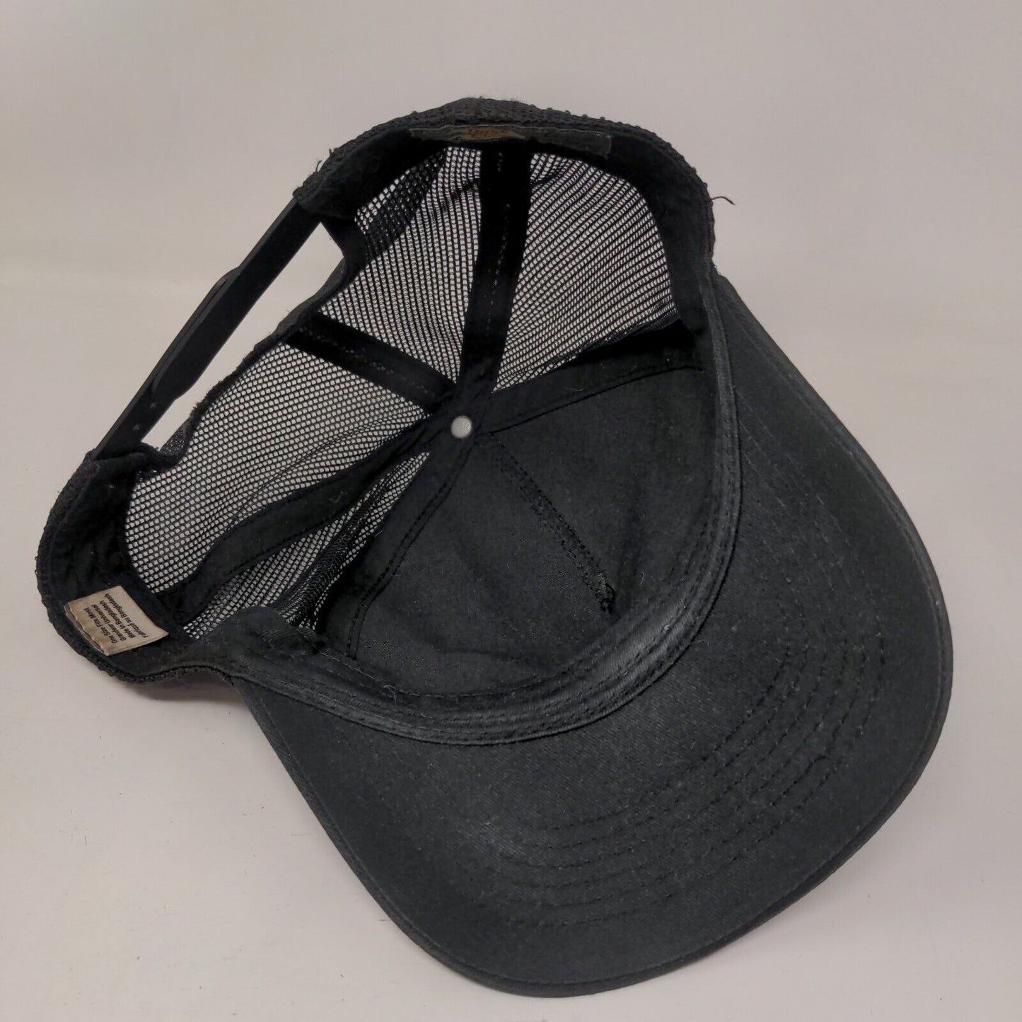 Bass Pro Shops Snapback Trucker Hat Black OSFM Mesh Back 6 Panel Gone Fishing