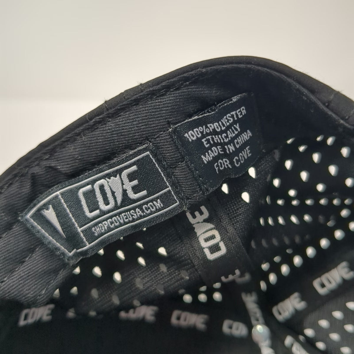 Cove Trucker Hat Black OSFM Skull Cutlass Patch Perforated Performance Snapback