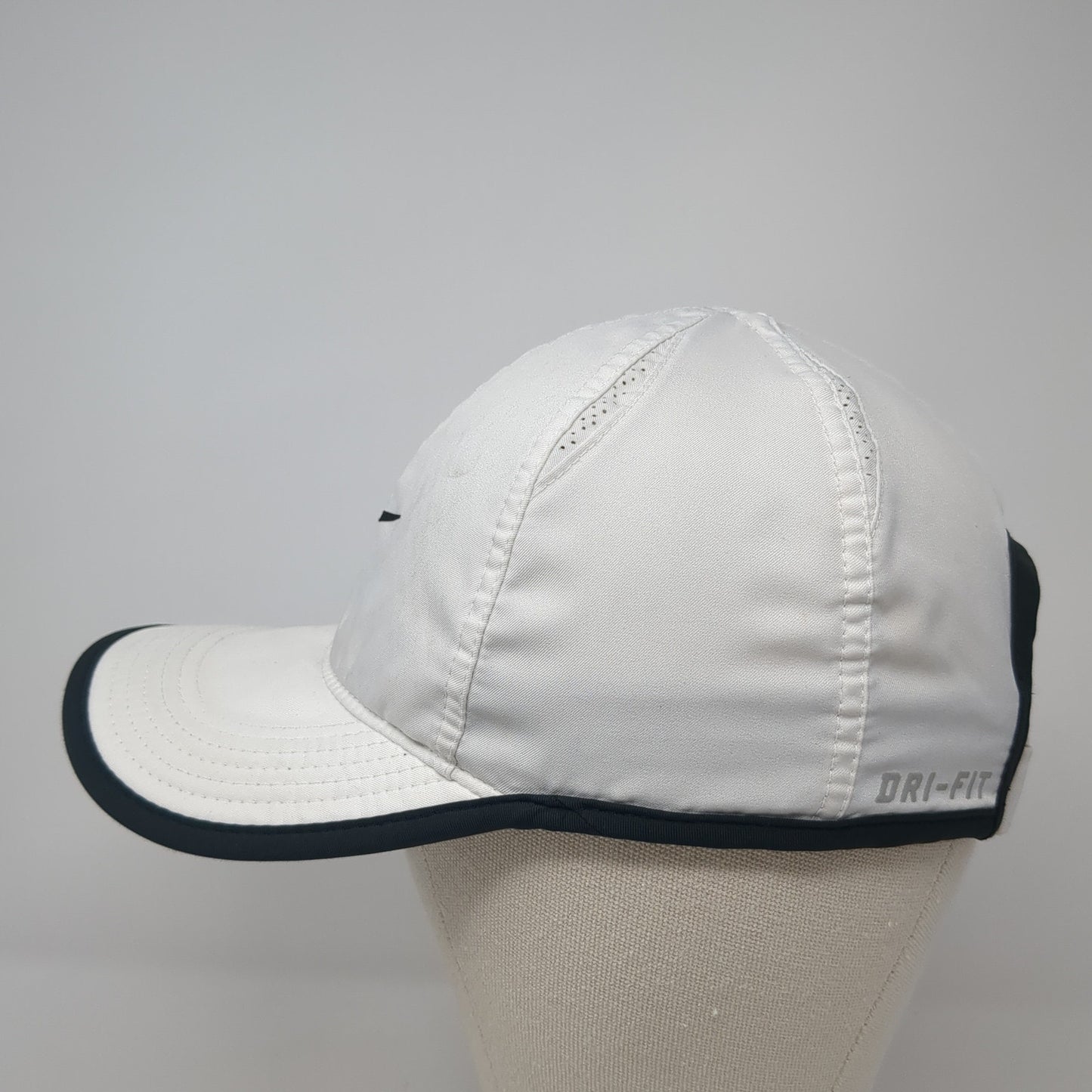 Nike Featherlight Strapback Hat White One Size Adjustable Dri-Fit