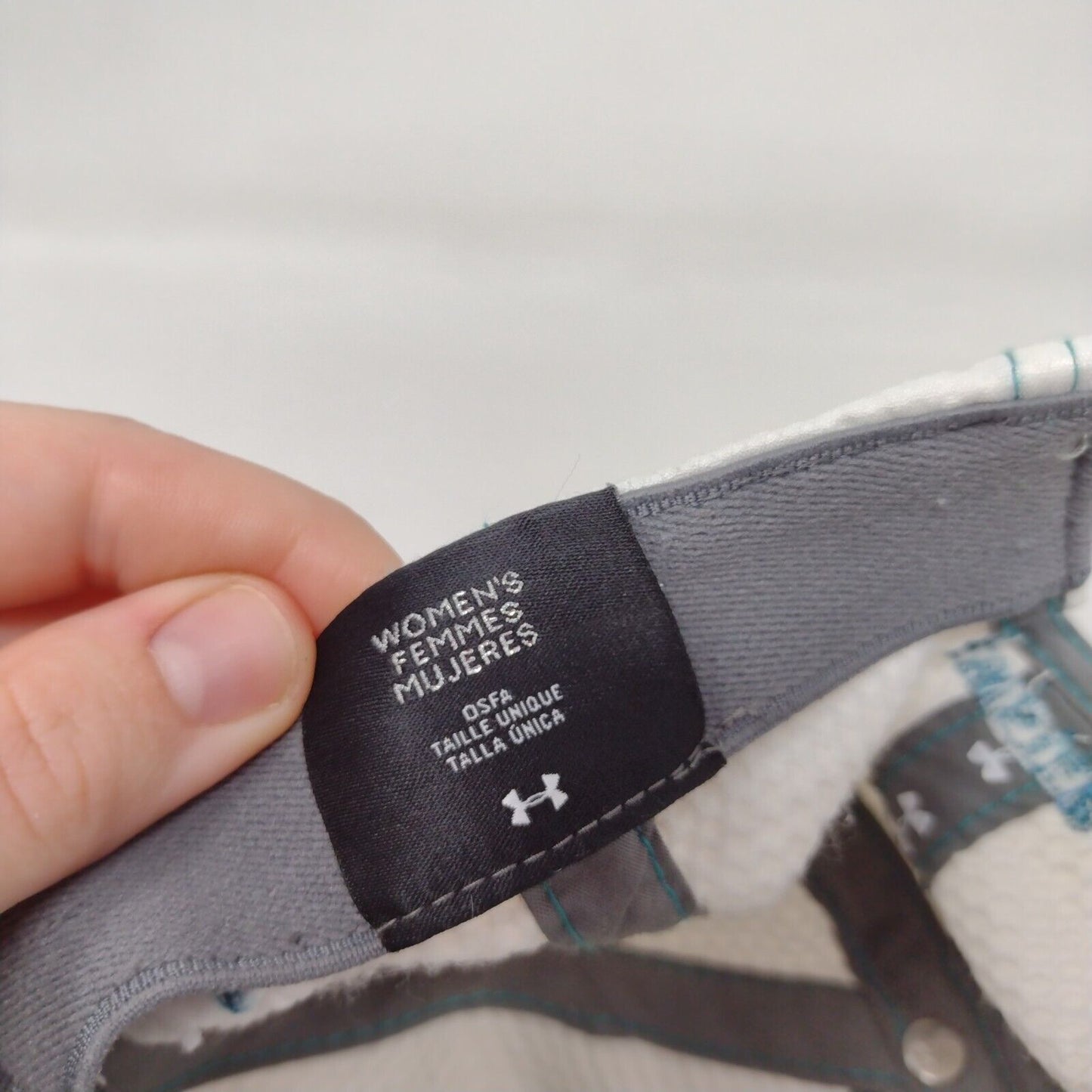 Gamble Sands Women's Strapback Hat White OSFA Adjustable 6 Panel Under Armour