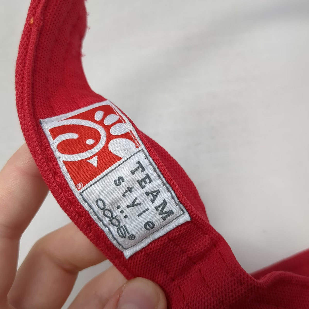 Chick-fil-A Visor Hat Red One Size Adjustable Strapback Logo Restaurant Uniform