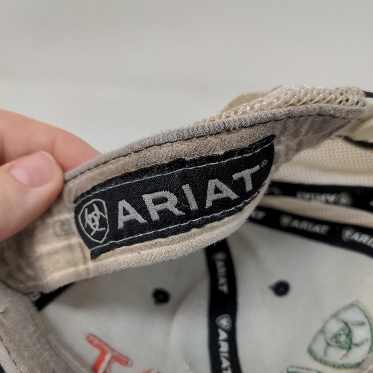 Ariat Snapback Mesh Back Trucker Hat Black One Size Colorblock Flexfit