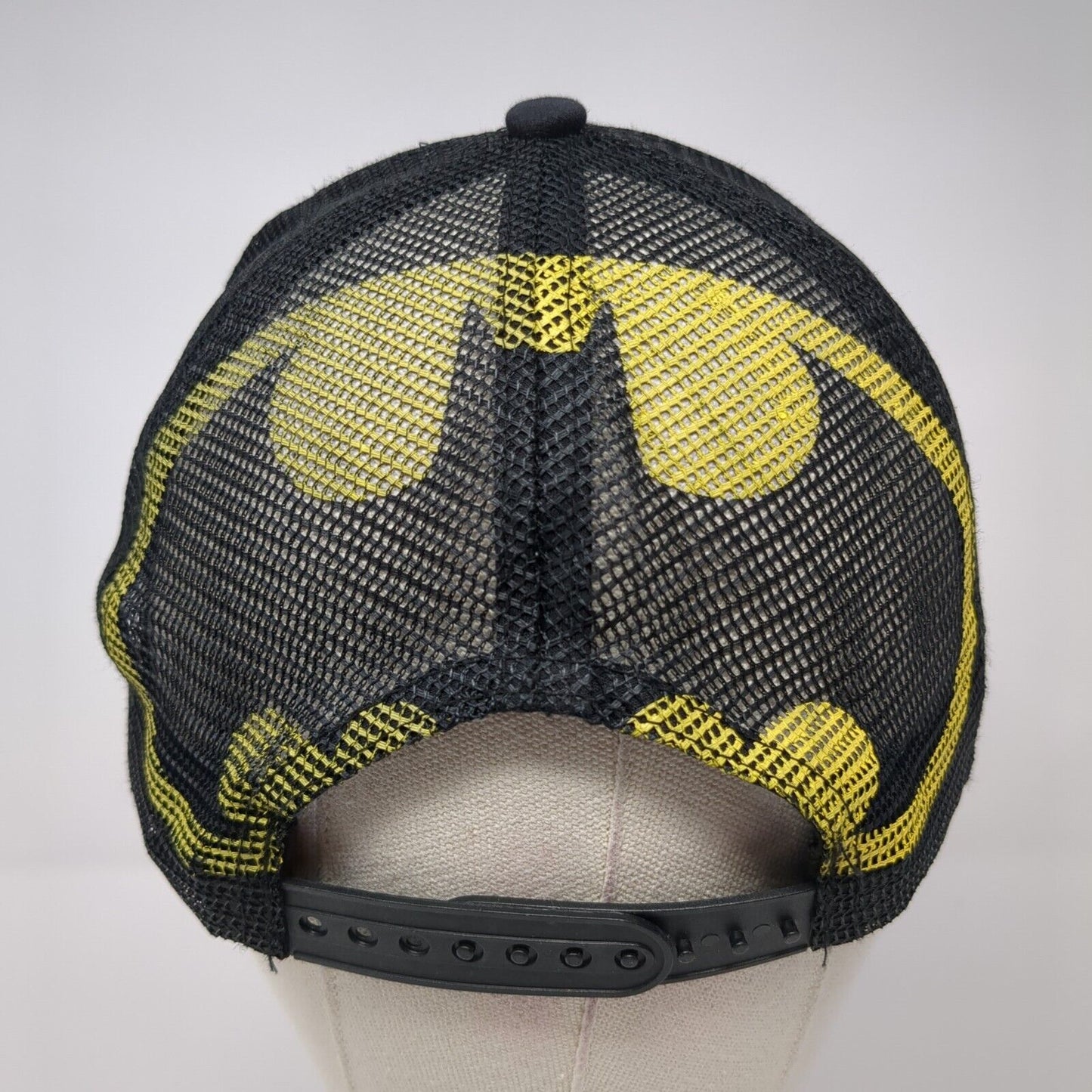 Batman Adult Snapback Trucker Hat Black One Size Adjustable Mesh Back Six Flags
