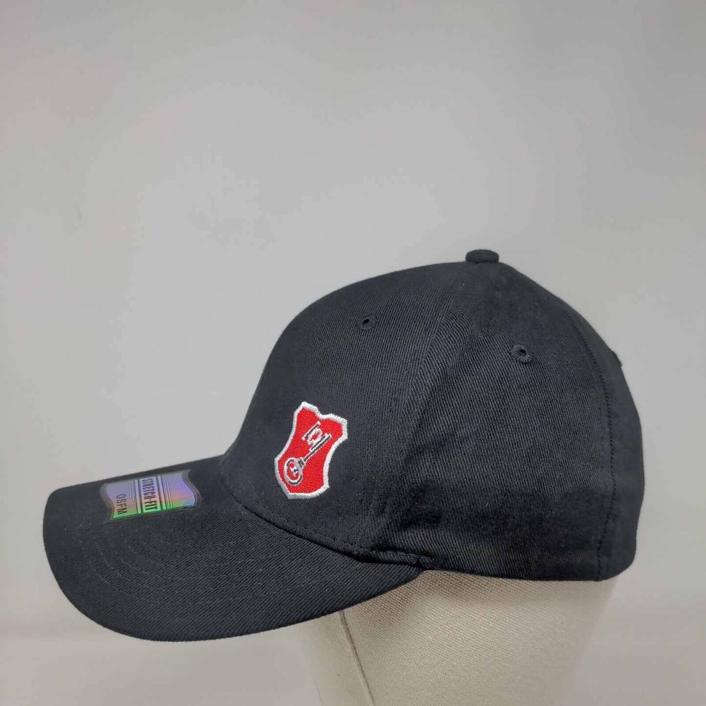 Beck's Key Fitted Hat Black OSFA Embroidered Stretch Fit Vent Holes