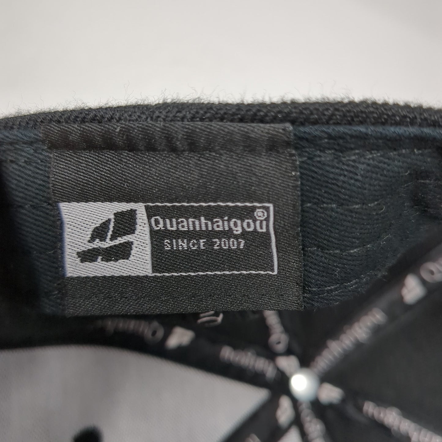X Snapback Hat Black One Size Adjustable Embroidered 6 Panel Quanhaigou