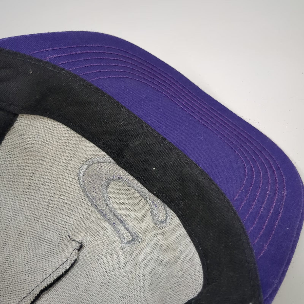 Camel 5 Panel Black Purple One Size Embroidered C Logo Snapback Baseball Hat