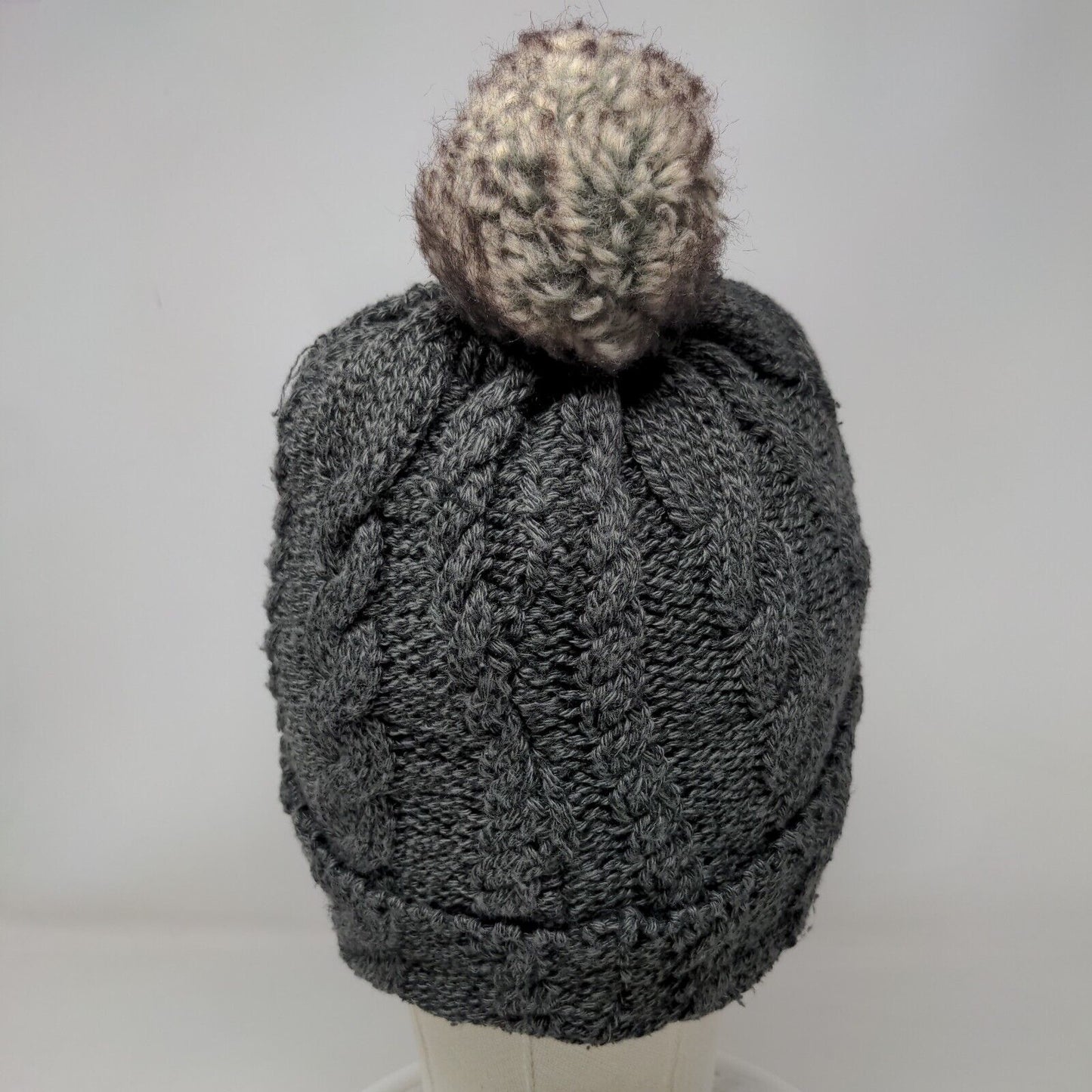 Arctic Paw Beanie Hat Gray OS Stretch Hand Knitted Pom Pom Fleece Lined Blank