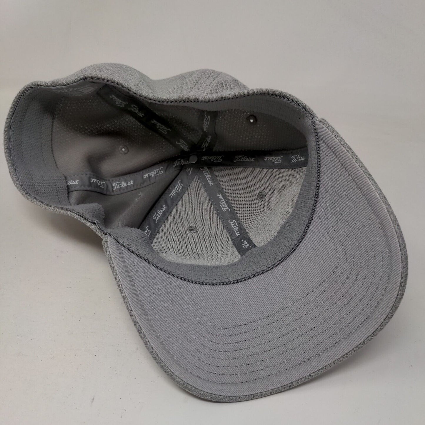 Titleist Fitted Hat Gray Large-XL Embroidered New Era 6 Panel Vent Holes
