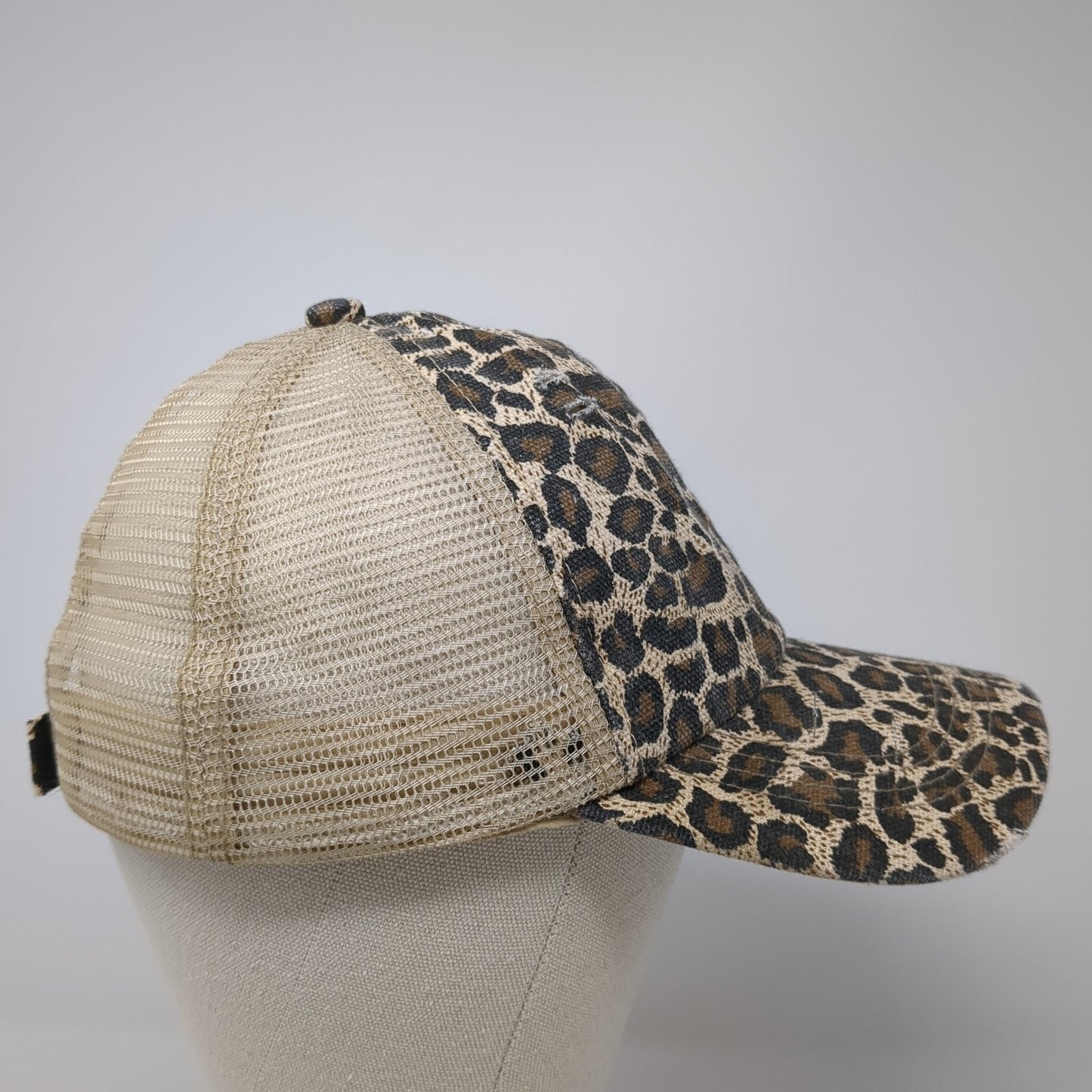 Unbranded Strapback Trucker Hat Multi One Size Animal Print Ponytail
