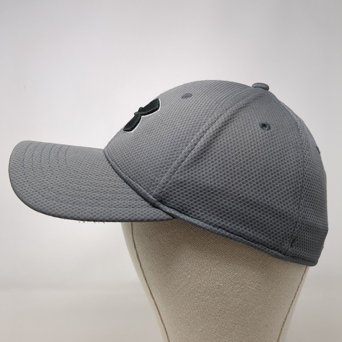 Under Armour Fitted Hat Gray Medium/Large Embroidered Solid 6 Panel