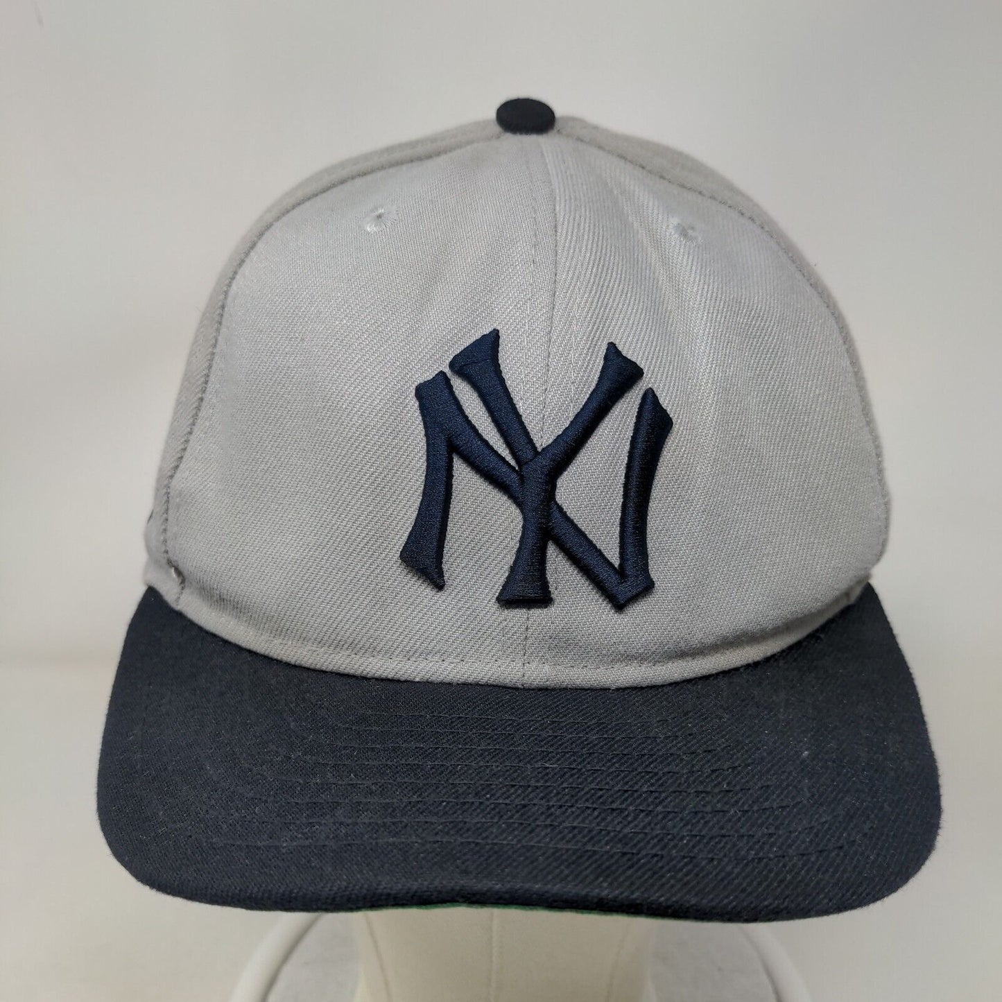 New York Yankees Fitted Hat Gray New Era 59Fifty 7 5/8 Embroidered Logo MLB