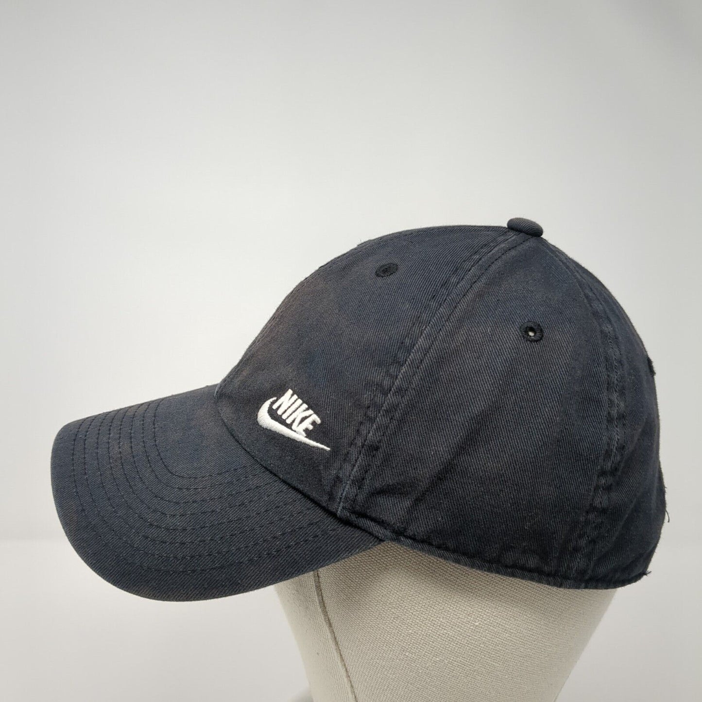 Nike Slideback Hat Black One Size Adjustable Embroidered Heritage86 6 Panel