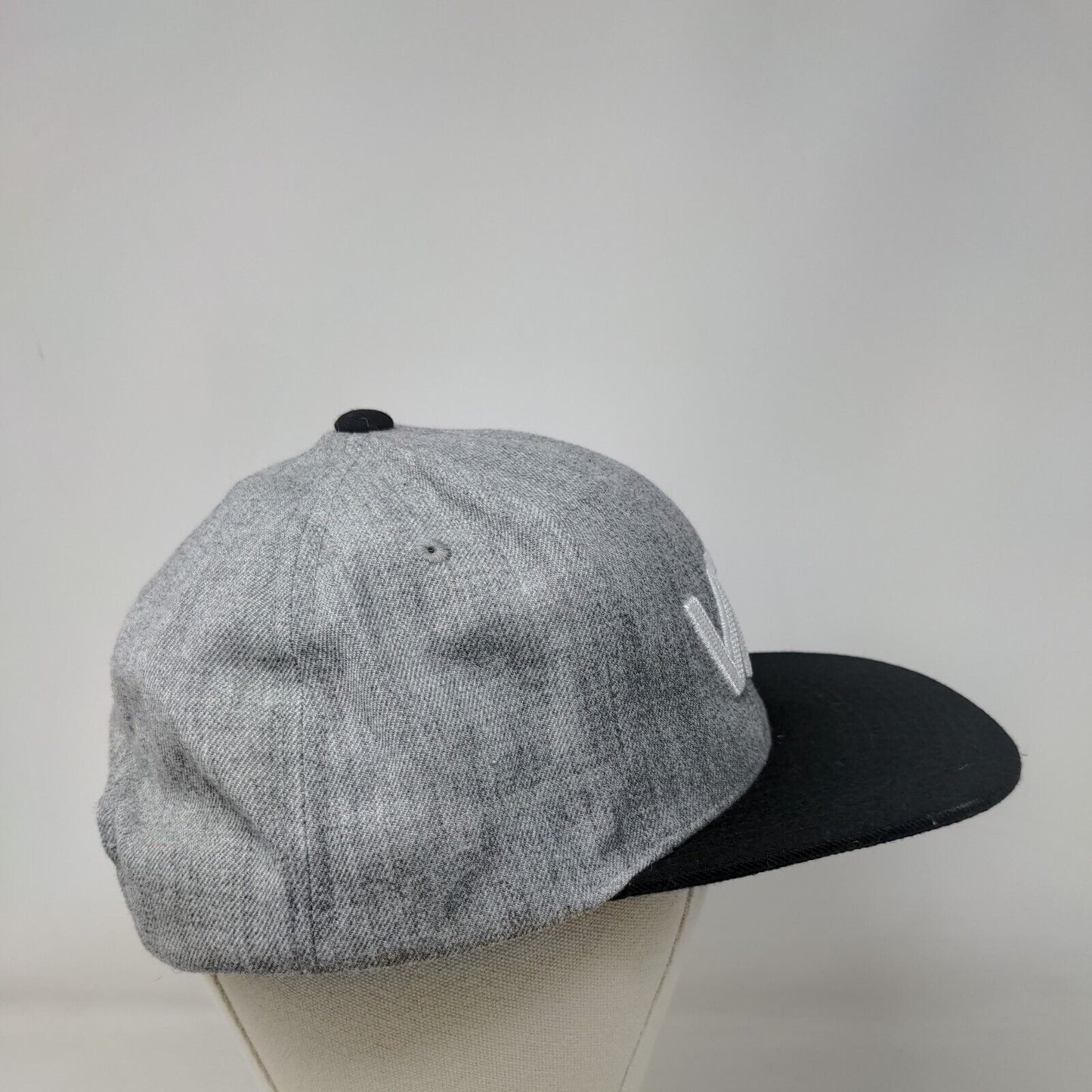 VANS Snapback Hat Gray OSFA Adjustable Embroidered Vented Holes 6 Panel