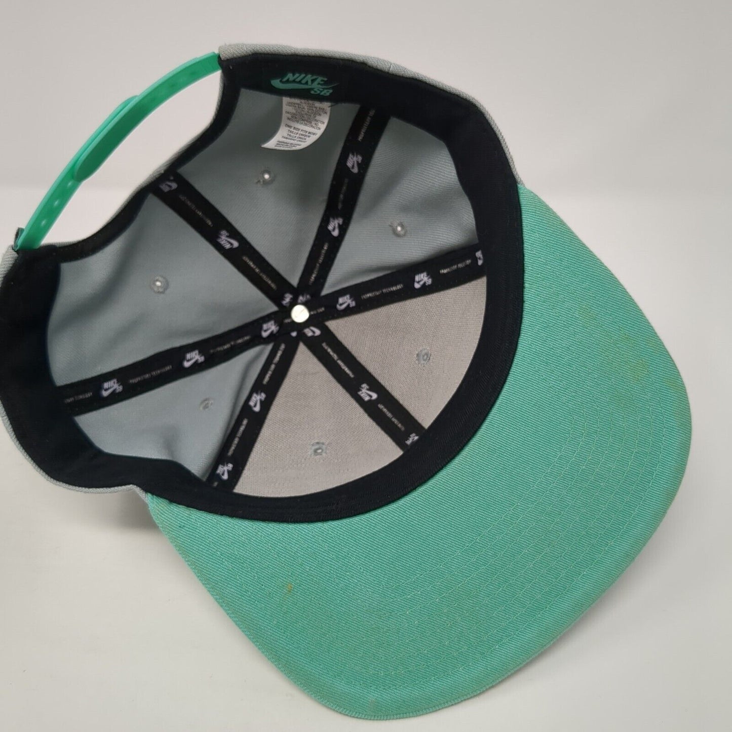 Nike SB Skateboard Snapback Hat Gray Blue Embroidered Logo Adjustable OSFA