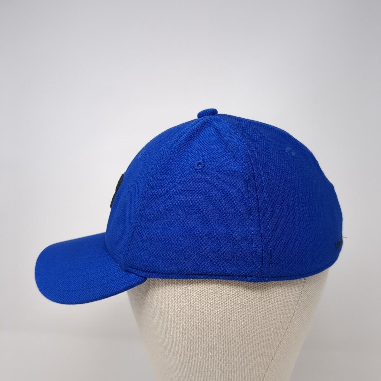 Under Armour Youth Fitted Hat Blue Small/Medium Embroidered 6 Panel