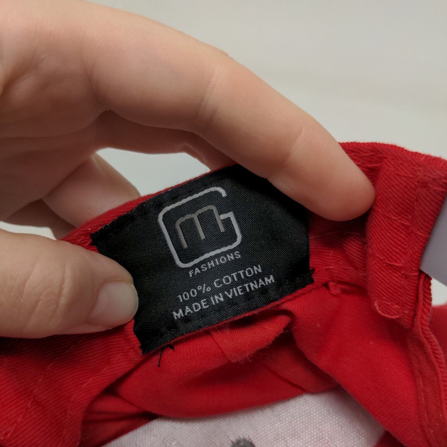 M Fashions Men's Snapback Hat Red Embroidered Tampa Bay Buccaneers Big Logo