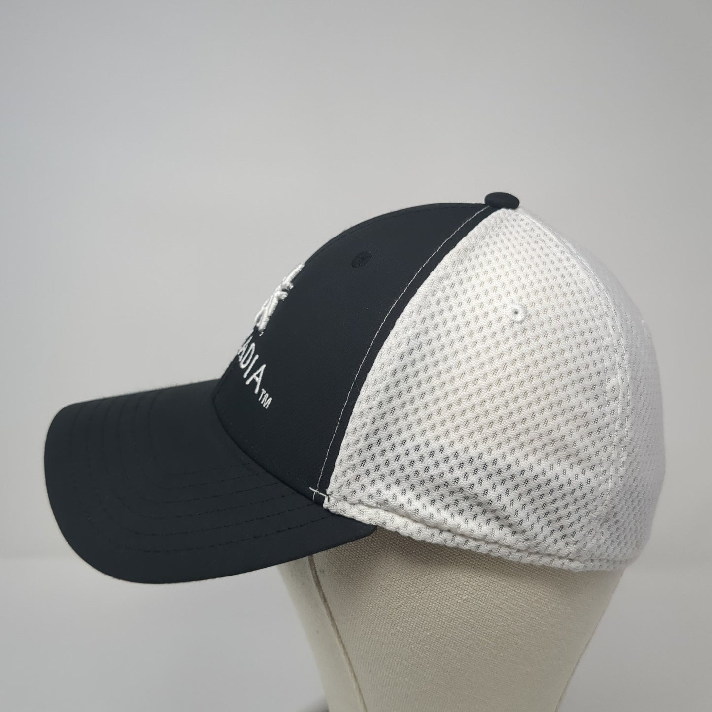 Suncadia Fitted Hat Black Medium Embroidered Colorblock A-Flex Imperial