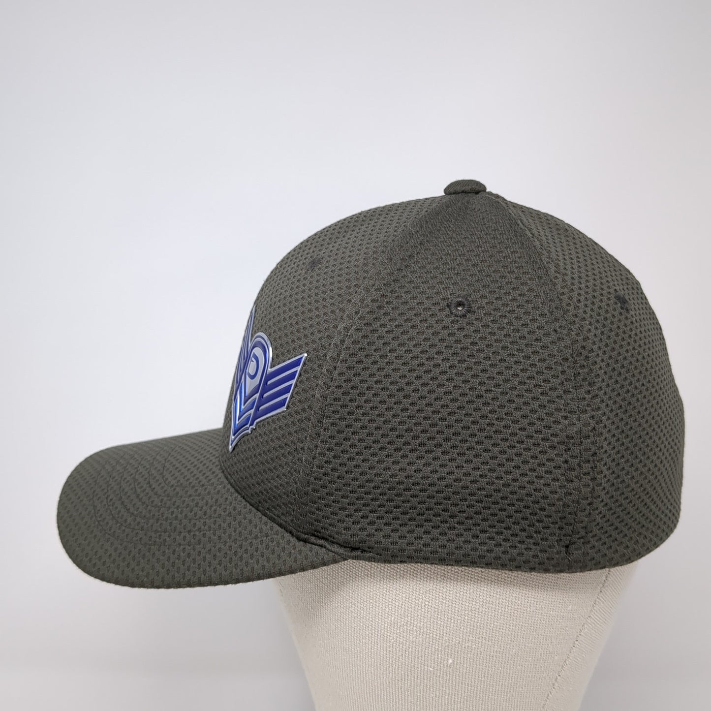 Flexfit Fitted Baseball Cap Brown Medium Lightweight Vented Holes Yupoong