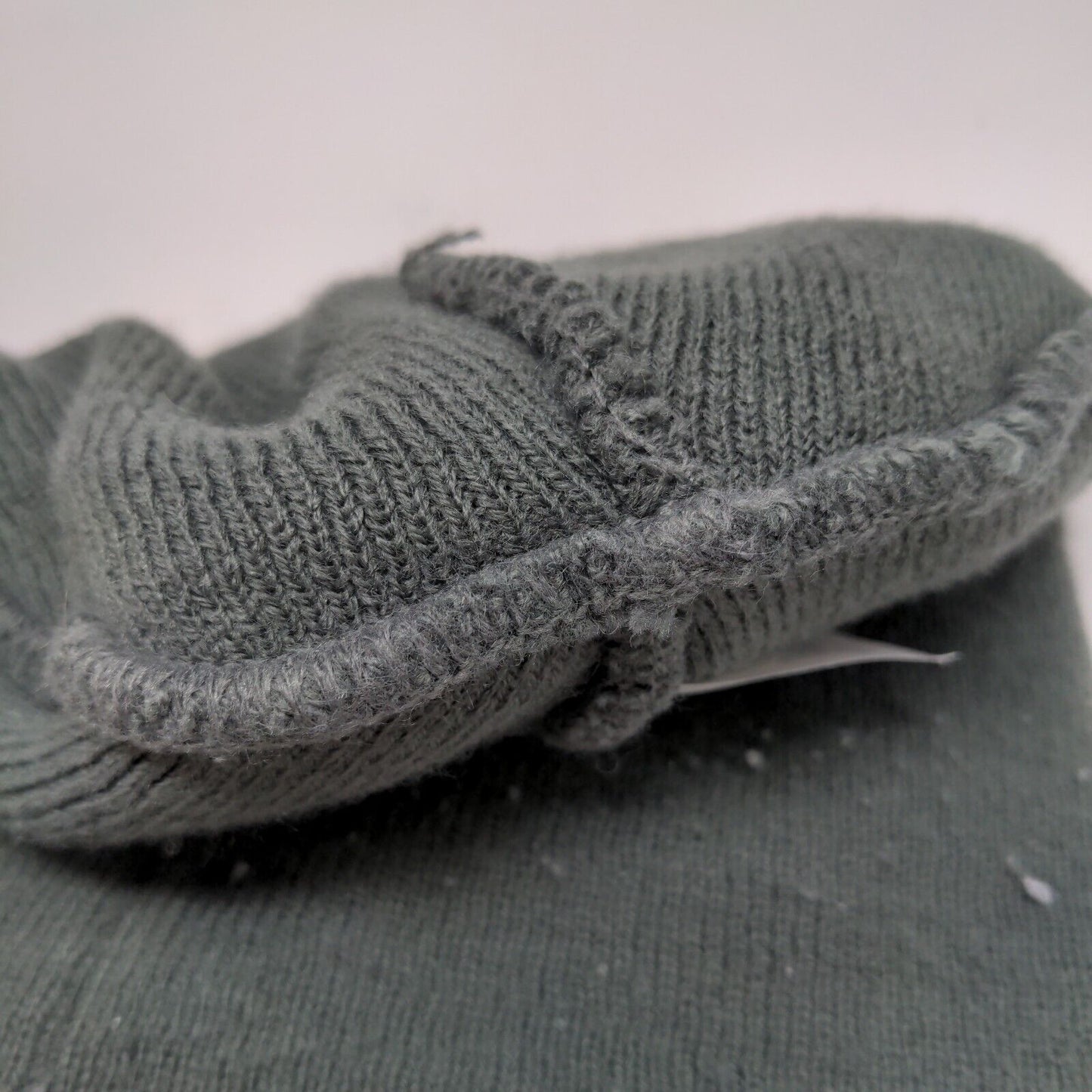 The Flash Boys Knit Beanie Hat Gray Embroidered Logo DC Comics