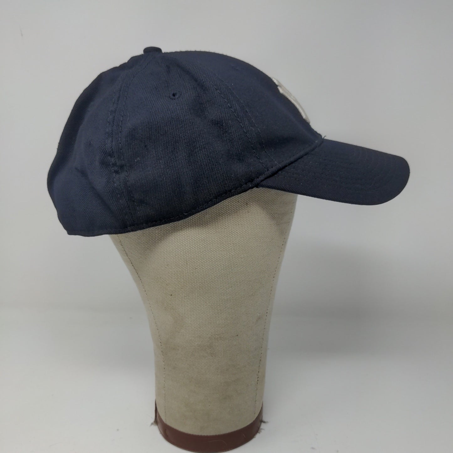 New Era MLB New York Yankees Fitted Hat Size M/L Blue Embroidered Logo