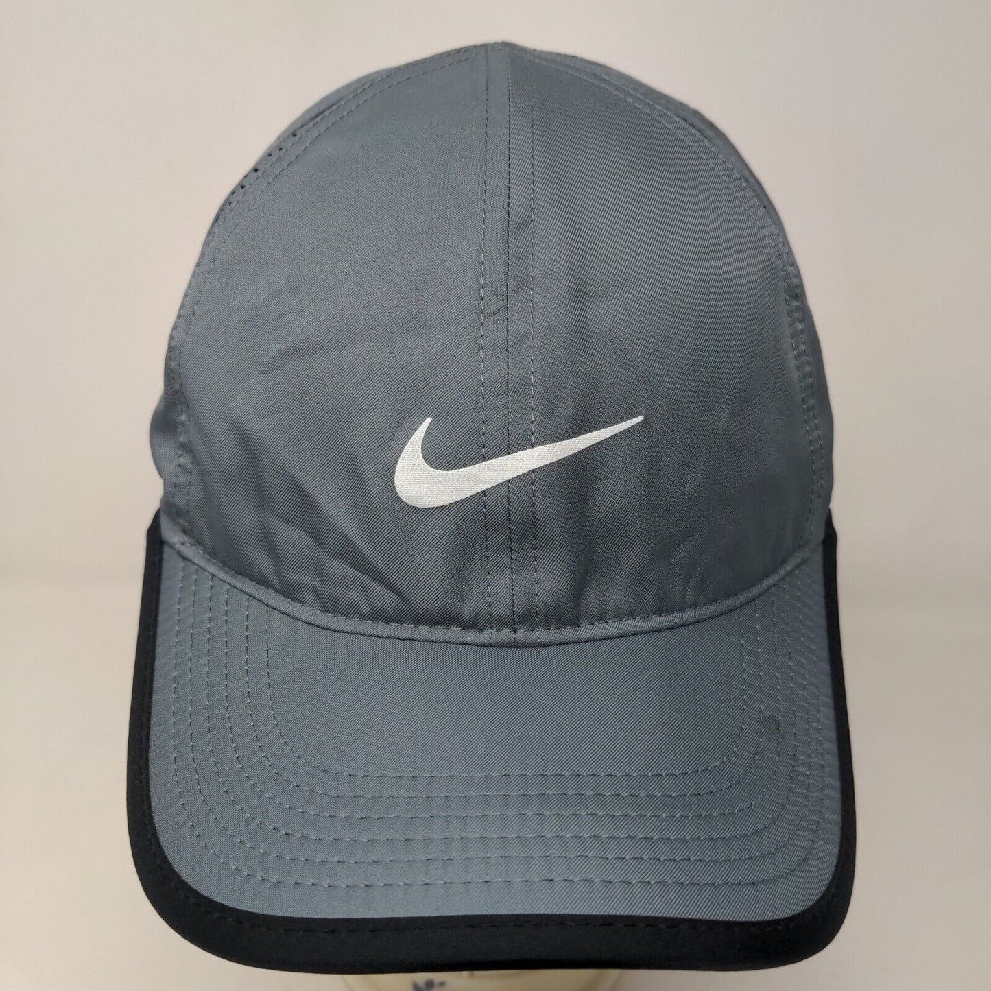 Nike Dri Fit Featherlight Men's Strapback Hat Gray OSFM Embroidered Logo
