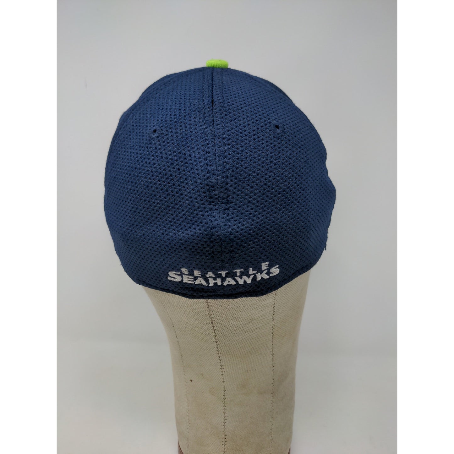 NFL New Era 39Thirty Seattle Seahawks Hat Size M-L Blue Embroidered Logo