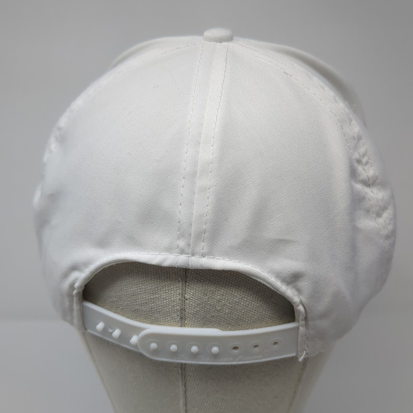 GMC Truck Snapback Cap White One Size Adjustable Embroidered Rope 6 Panel DA