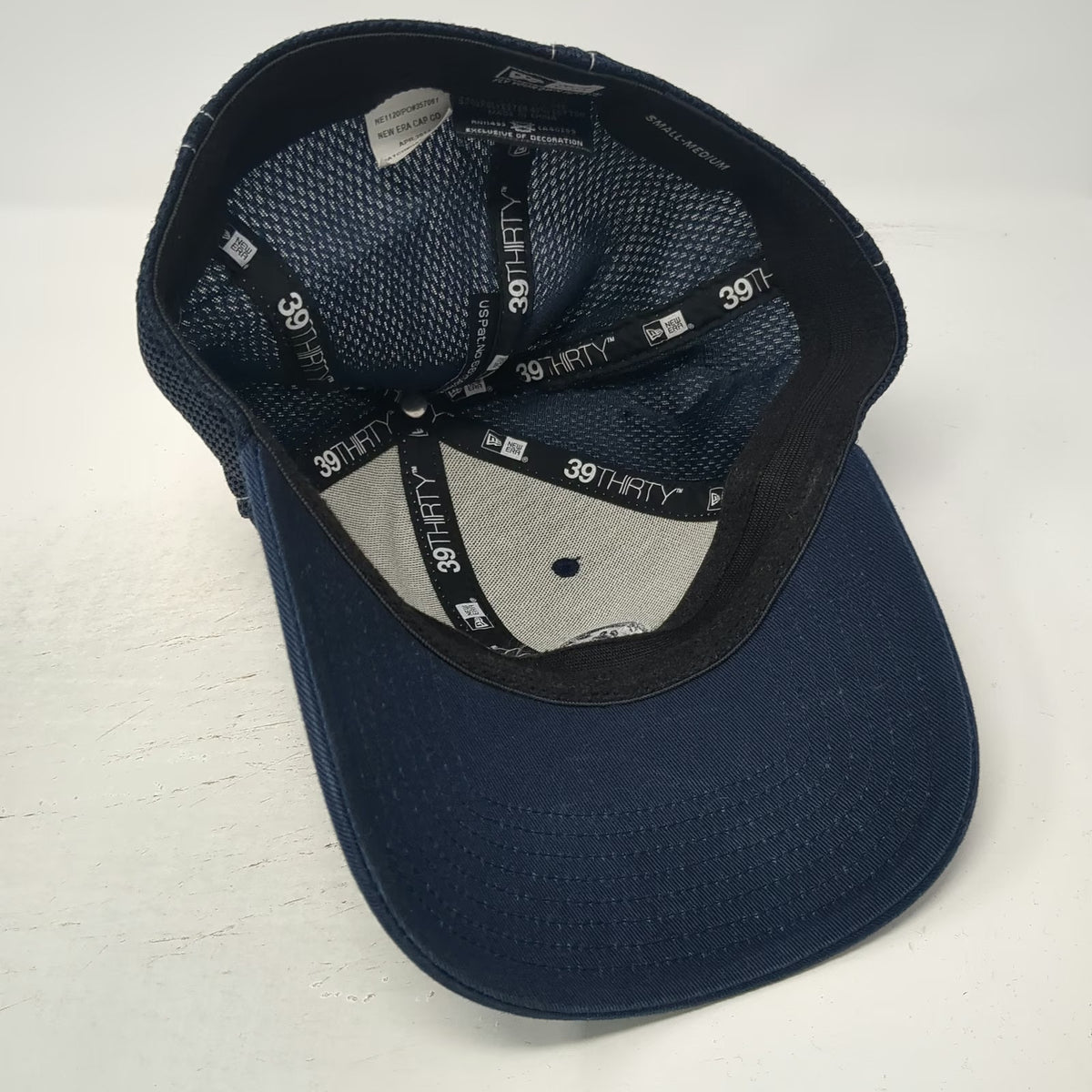 New Era GE Oil & Gas Baseball Cap Blue M Mesh Stretch Fit Contrast Stitch Hat