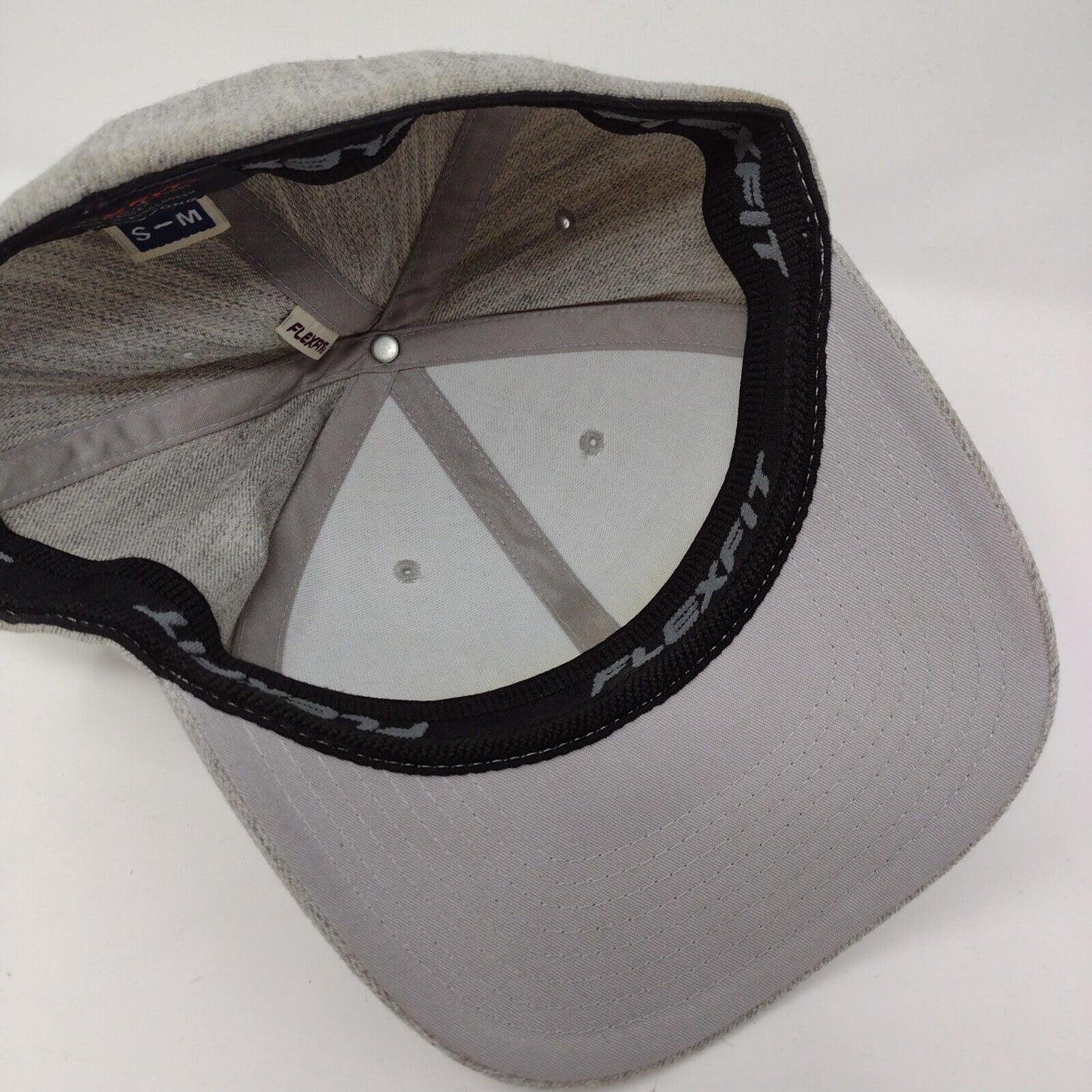 American Flag Fitted Hat Gray S/M Flexfit Patriotic 6 Panel Vented Holes Yupoong