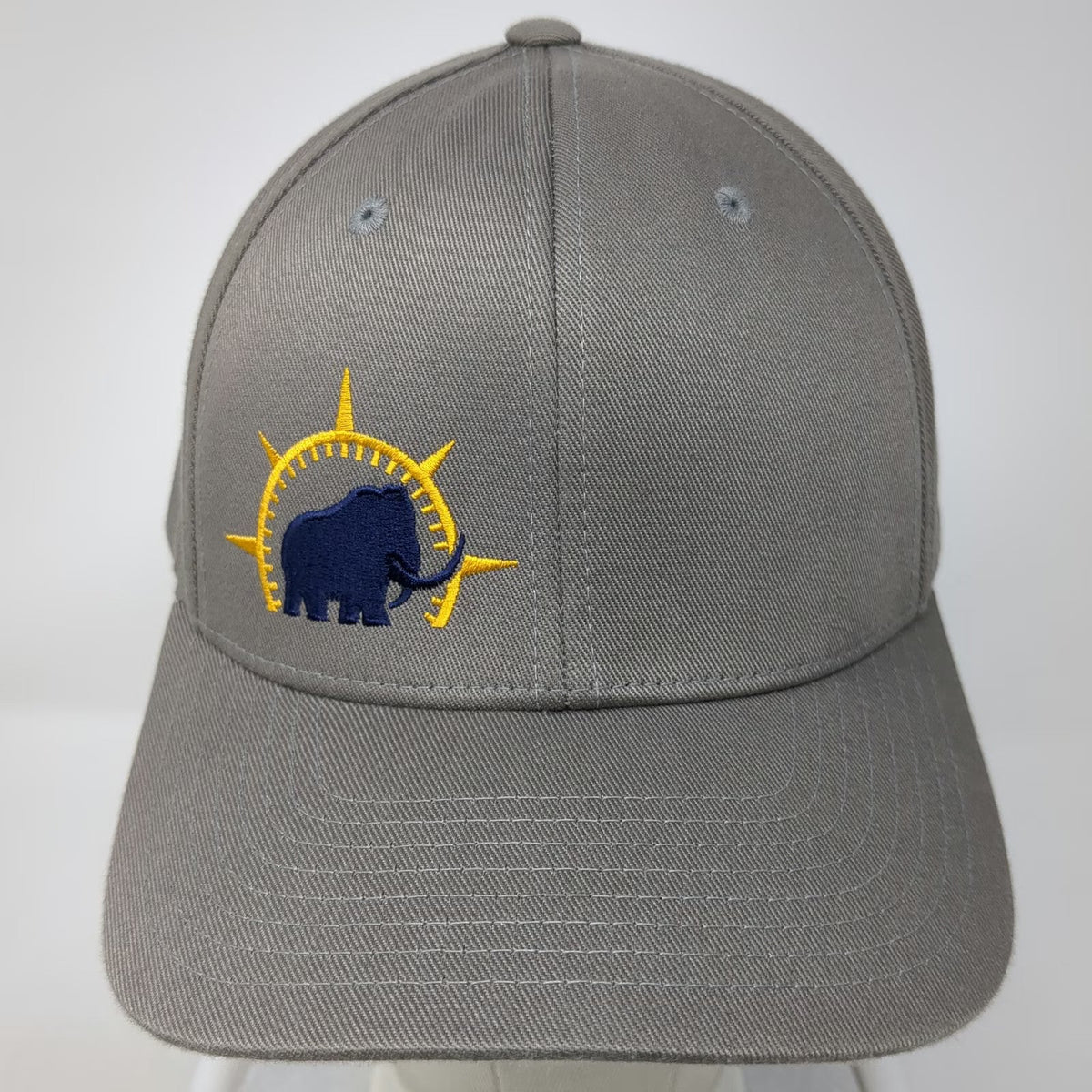 Flexfit Baseball Cap Gray XL Mammoth North Solar Embroidered Structured hat