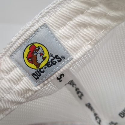 Buc-ee's Trucker Hat Red White One Size Mascot Patch Mesh Snapback Curved Brim