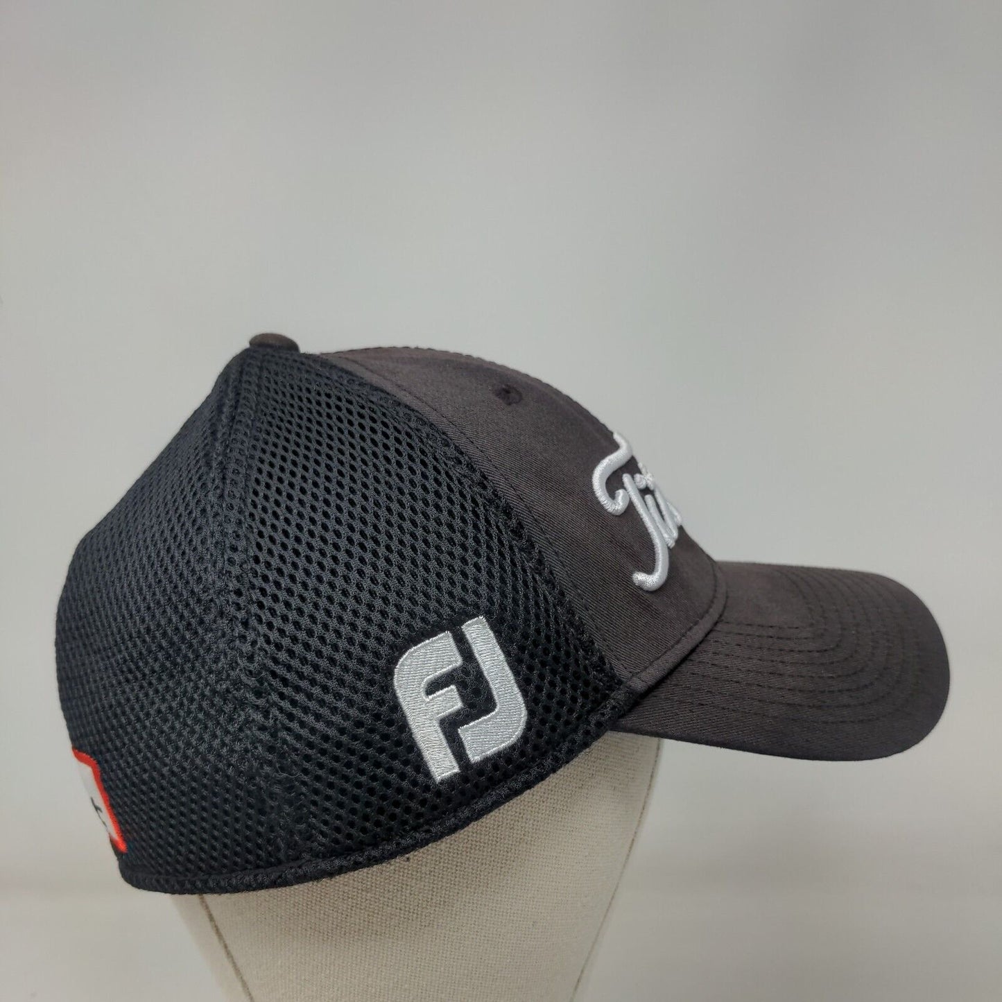 Titleist FJ Pro V1 Fitted Hat Black Medium-Large Embroidered Breathable