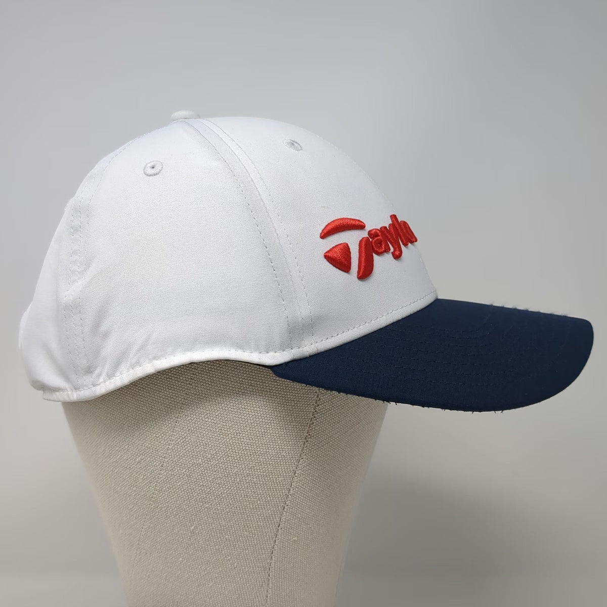 TaylorMade Baseball Cap White Blue One Size Adjustable Logo Golf Hat Polyester