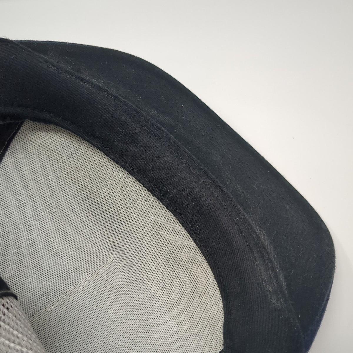 Black Label Snapback Mesh Back Trucker Hat Embroidered Logo Elephant Logo Blue