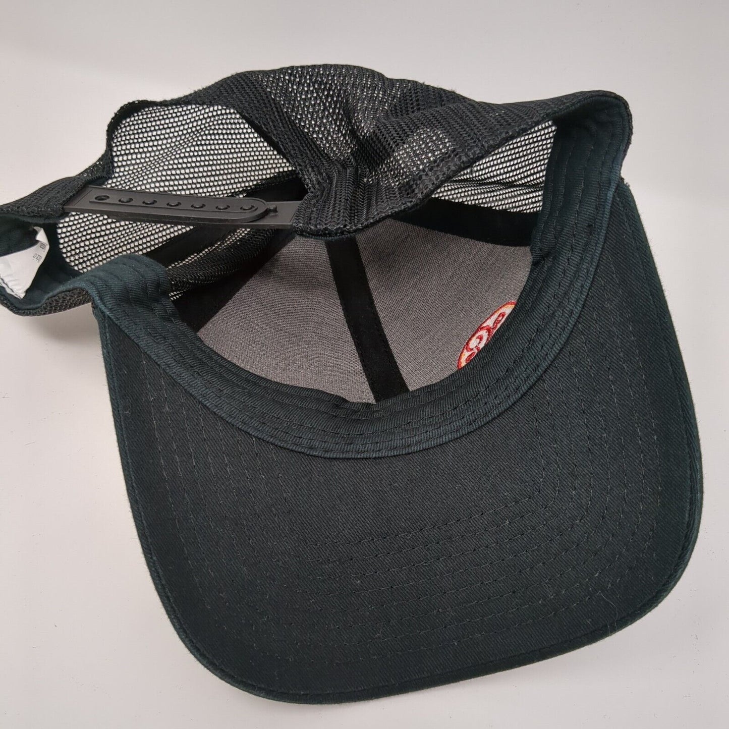 Unbranded Snapback Mesh Back Trucker Hat Black One Size Embroidered Logo