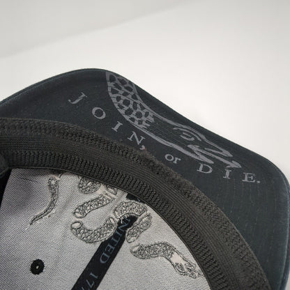 Join Or Die Snake Fitted Hat Black S/M Embroidered 1776 United 6 Panel